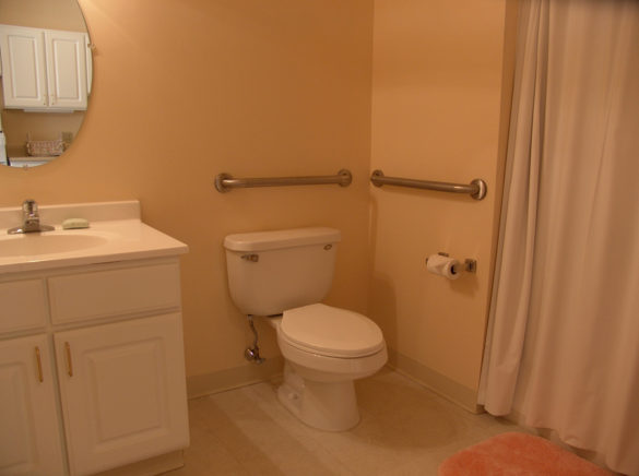 Elderly Care Federal Way WA: 4 Ways to Make the Bathroom Safer and Easier for Seniors